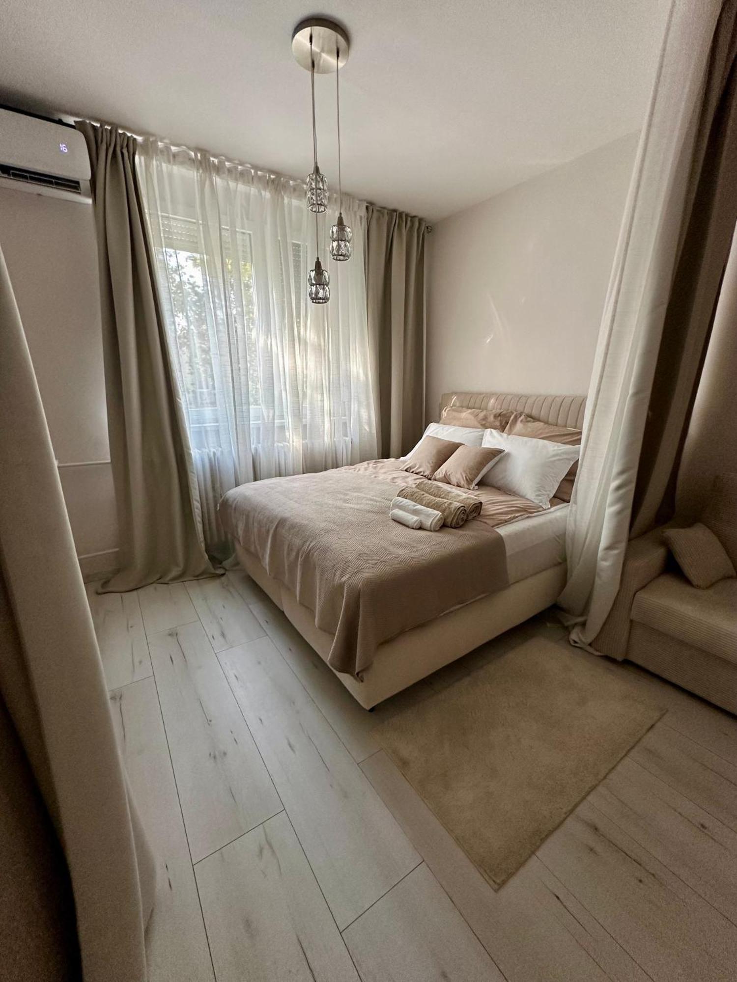Mate Gold Apartment II Segedin Dış mekan fotoğraf
